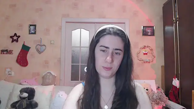 INELIKA online show from January 5, 2026, 10:57 pm