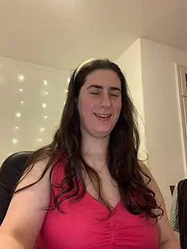 INELIKA online show from March 28, 2026, 10:55 pm