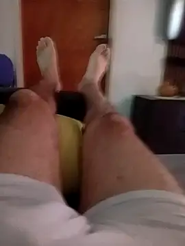 ale5858 online show from November 11, 2025, 12:55 pm