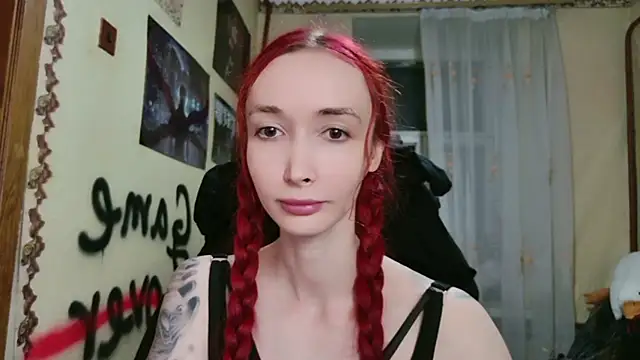 Snapshot of Roxy_Silver chatting on May 8, 2026, 8:45 pm Roxy Silver online show from May 8, 2026, 8:45 pm