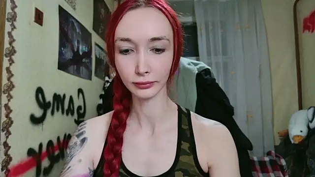 Snapshot of Roxy_Silver chatting on May 16, 2026, 8:52 pm Roxy Silver online show from May 16, 2026, 8:52 pm
