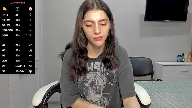 broosnica1 online show from October 13, 2025, 9:55 am