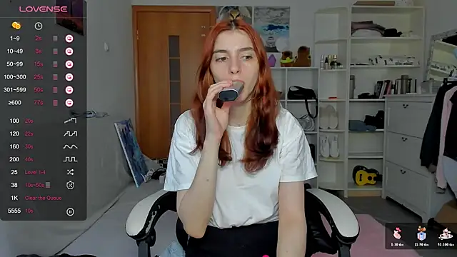 Snapshot of broosnica1 chatting on July 4, 2026, 7:48 am broosnica1 online show from July 4, 2026, 7:48 am