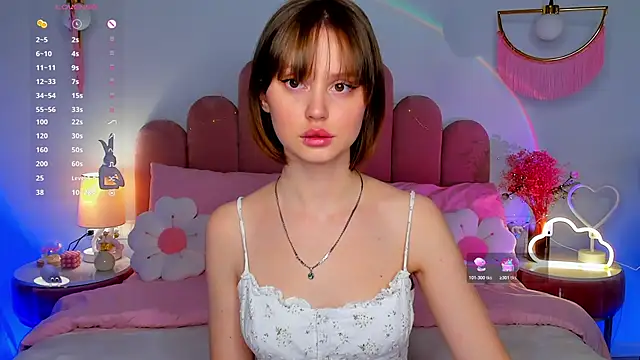 Snapshot of MaryLew chatting on November 11, 2025, 6:19 am MaryLew online show from November 11, 2025, 6:19 am