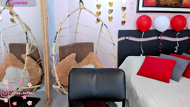 Snapshot of _AlejaCruz_ chatting on February 14, 2026, 6:30 pm AlejaCruz online show from February 14, 2026, 6:30 pm