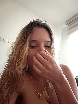 Snapshot of Sophy_Bunny chatting on February 27, 2026, 6:30 pm Sophy Bunny online show from February 27, 2026, 6:30 pm