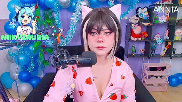  niiky online show from December 22, 2025, 11:10 am