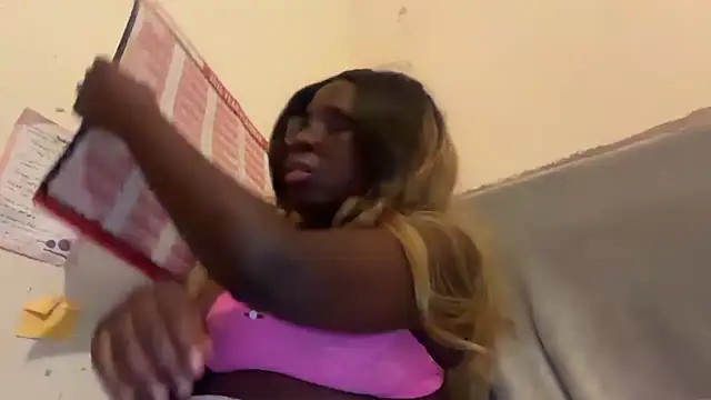 MonicaEngland32 online show from February 1, 2026, 5:49 am