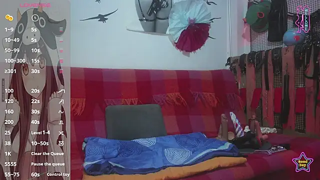  Hanna white  online show from February 10, 2026, 12:48 pm