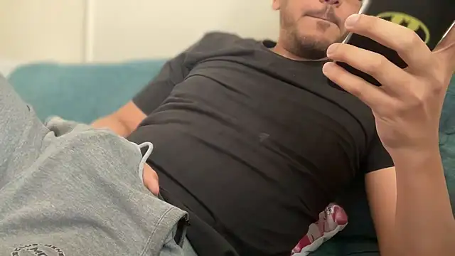 Mooka69 online show from February 12, 2026, 8:36 am