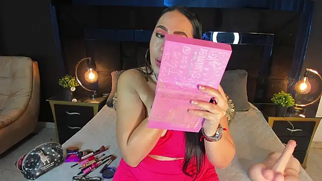 MayraVegas online show from February 11, 2025, 1:09 pm