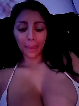 Snapshot of tiffani__love chatting on November 8, 2025, 1:03 pm tiffani love online show from November 8, 2025, 1:03 pm