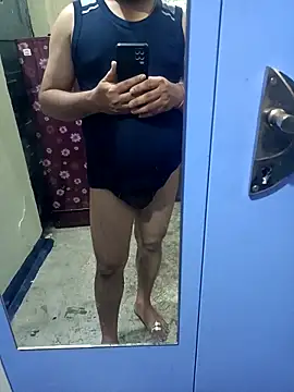 DeepakXxxR86 online show from March 12, 2026, 6:23 pm