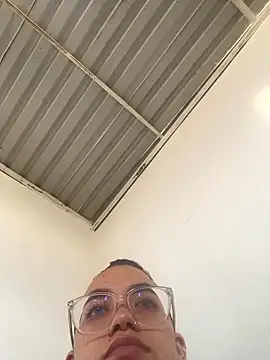 Snapshot of lulu_kis chatting on January 17, 2026, 8:23 pm lulu kis online show from January 17, 2026, 8:23 pm