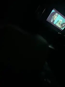 Snapshot of lulu_kis chatting on February 4, 2026, 11:33 pm lulu kis online show from February 4, 2026, 11:33 pm