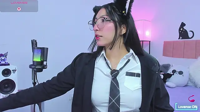 MarianaBranzz online show from September 23, 2025, 10:50 pm