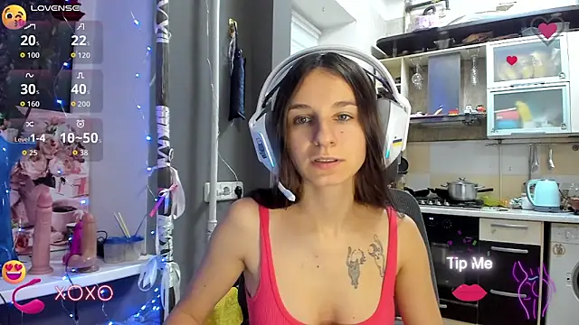 Snapshot of _Nika_Kik chatting on October 25, 2025, 3:34 pm Nika Kik online show from October 25, 2025, 3:34 pm