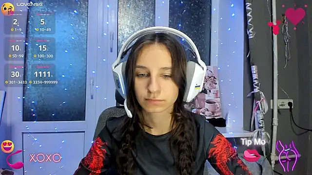 Snapshot of _Nika_Kik chatting on October 20, 2025, 2:28 pm Nika Kik online show from October 20, 2025, 2:28 pm