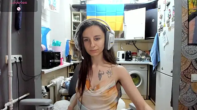  Nika Kik online show from April 11, 2026, 5:38 pm