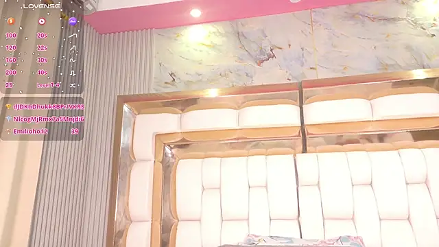 Snapshot of kinkyhousewifee chatting on February 25, 2026, 2:56 am kinkyhousewifee online show from February 25, 2026, 2:56 am