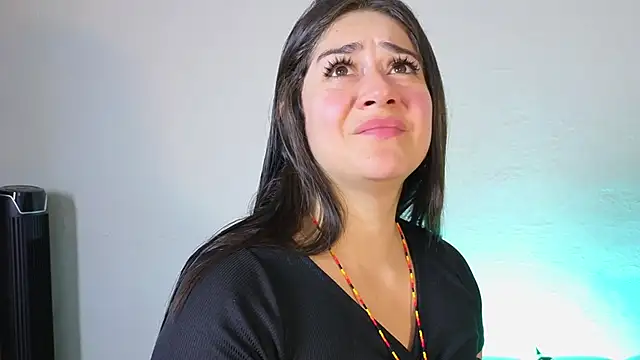 nahomi sweett online show from April 8, 2026, 10:39 am