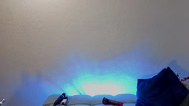 nahomi sweett online show from April 14, 2026, 10:53 am