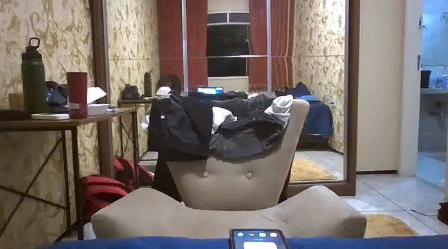 Snapshot of GermanxMD chatting on March 21, 2025, 3:01 am GermanxMD online show from March 21, 2025, 3:01 am