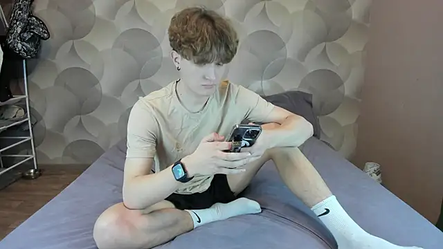 Snapshot of Ian_Flor chatting on January 14, 2026, 3:04 pm Ian Flor online show from January 14, 2026, 3:04 pm