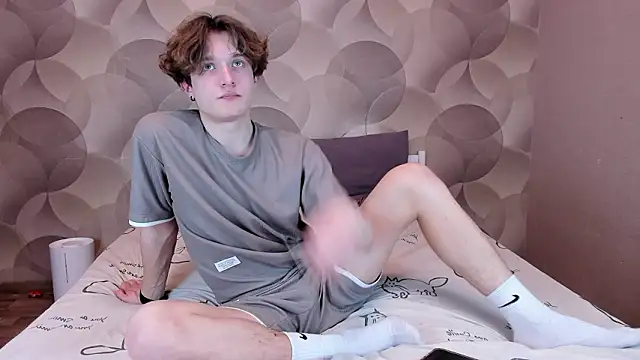 Snapshot of Ian_Flor chatting on March 14, 2026, 4:13 pm Ian Flor online show from March 14, 2026, 4:13 pm