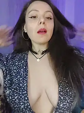 Kimiechanuwu online show from March 4, 2026, 6:37 pm