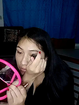 Snapshot of Caroll_Luna chatting on December 2, 2024, 11:57 pm Caroll Luna online show from December 2, 2024, 11:57 pm