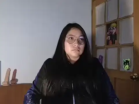 Snapshot of Caroll_Luna chatting on December 23, 2024, 1:18 am Caroll Luna online show from December 23, 2024, 1:18 am