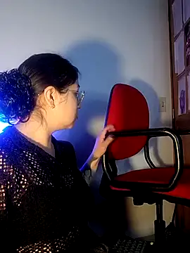Snapshot of Caroll_Luna chatting on December 17, 2024, 4:12 am Caroll Luna online show from December 17, 2024, 4:12 am