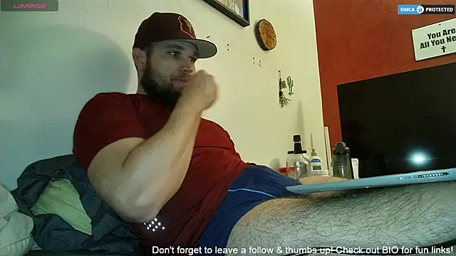 dikdowndaddy online show from May 11, 2026, 9:43 am