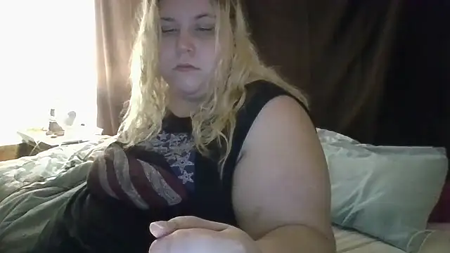 Tabbycat27 online show from October 5, 2025, 2:02 am