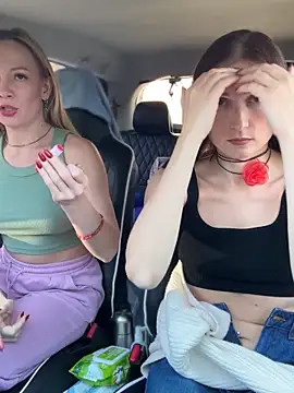 LavenderHot online show from October 14, 2025, 3:18 am