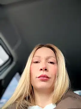 LavenderHot online show from May 20, 2026, 1:57 am