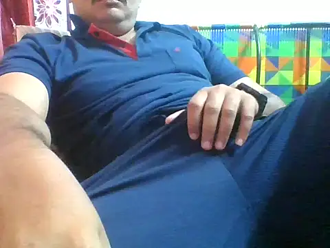 naughtymike0007 online show from November 27, 2025, 2:39 pm