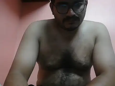 naughtymike0007 online show from July 6, 2026, 4:42 pm