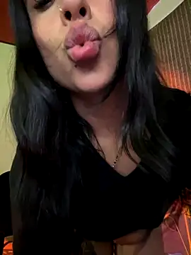 Snapshot of CieloTaylor chatting on October 20, 2025, 10:10 pm CieloTaylor online show from October 20, 2025, 10:10 pm