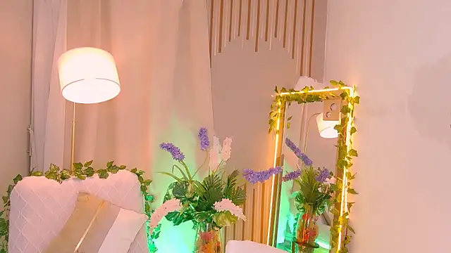 Miss ash online show from February 17, 2025, 11:43 pm