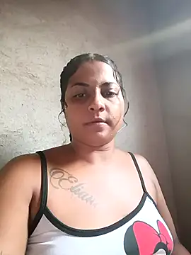 Giselabrunette25 online show from October 16, 2025, 10:29 pm