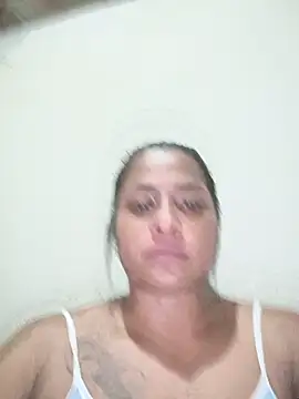 Giselabrunette25 online show from May 20, 2026, 11:35 pm