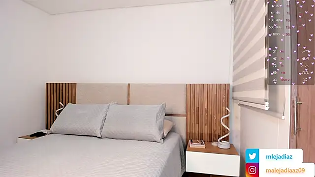 Snapshot of MalejaDiaz_ chatting on November 27, 2025, 8:20 pm MalejaDiaz online show from November 27, 2025, 8:20 pm