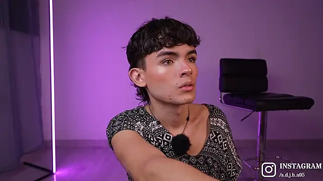 Snapshot of Angelo_018 chatting on March 1, 2026, 3:28 am Angelo 018 online show from March 1, 2026, 3:28 am