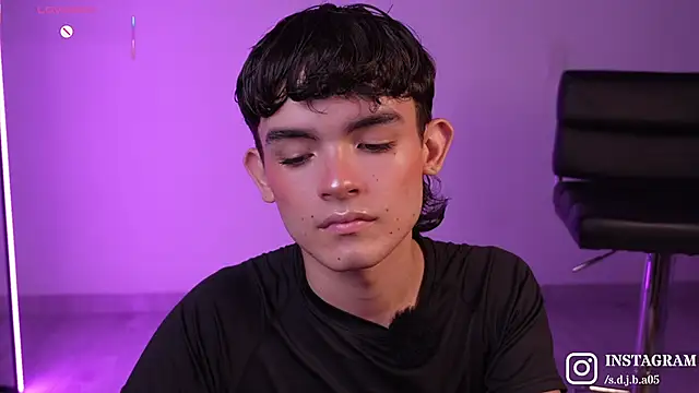 Angelo 018 online show from March 9, 2026, 4:16 am