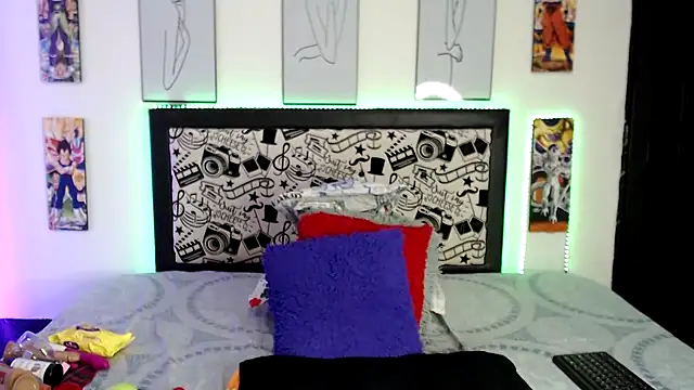 Rihana14 online show from November 22, 2025, 9:35 pm