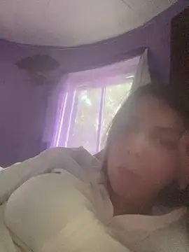 Snapshot of itzcheyduh chatting on October 8, 2025, 11:16 pm itzcheyduh online show from October 8, 2025, 11:16 pm