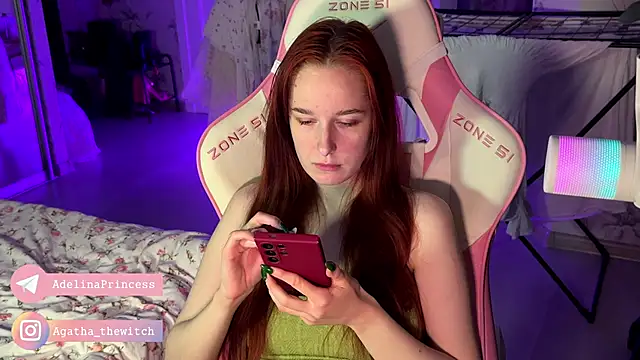 Snapshot of pearl_princess_ chatting on January 23, 2025, 10:22 pm pearl princess online show from January 23, 2025, 10:22 pm