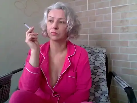 Lorie Carrie online show from March 31, 2026, 8:05 am